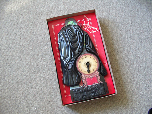 i-vant-to-bite-your-finger